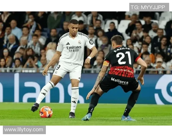 西甲经典对决皇马逆转拜仁上演惊天冷门全场沸腾